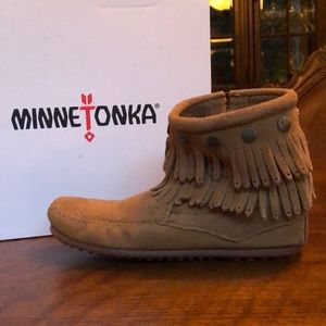 MinnieTonka Women’s Boot